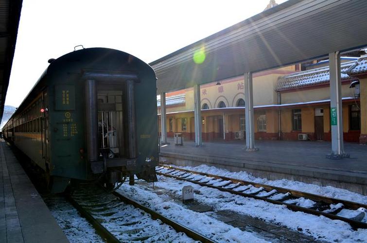 承德貨運(yùn)火車承德貨運(yùn)火車站