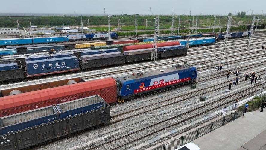 鐵路貨運干啥鐵路貨運干啥的