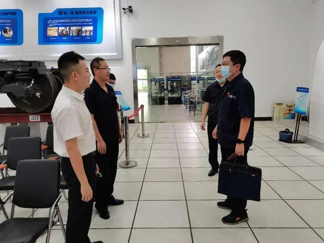 鐵路貨運(yùn)兼職鐵路貨運(yùn)兼職教師總結(jié)報(bào)告