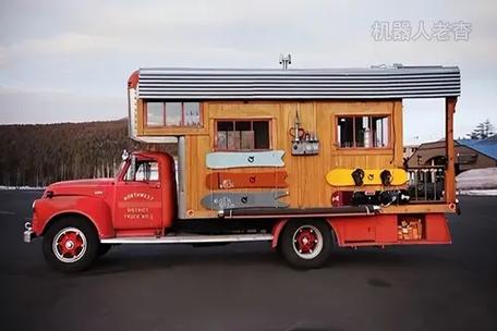 貨運(yùn)旅居車卡車旅居車